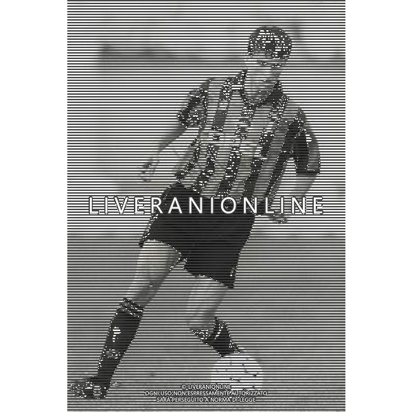 RETROSPETTIVA CHRISTIAN PANUCCI CALCIATORE NELLA FOTO CHRISTIAN PANUCCI CON LA MAGLIA DEL MILAN AG ALDO LIVERANI SAS