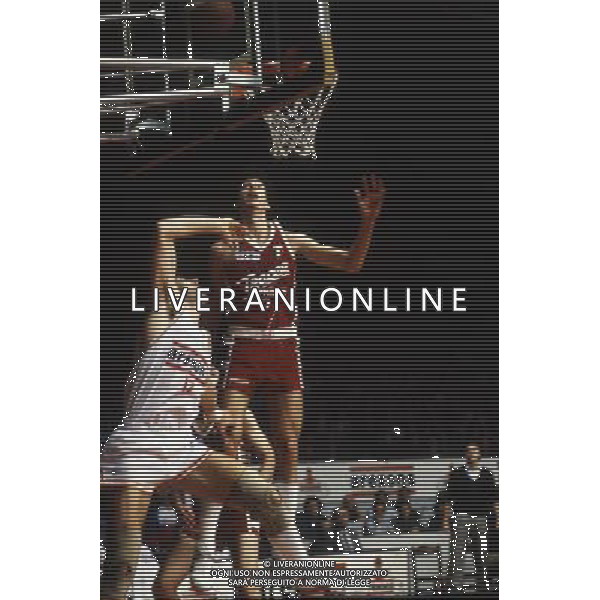 RETROSPETTIVA RICCARDO PITTIS BASKET NELLA FOTO RICARDO PITTIS CON LA MAGLIA DELLA TRACER MILANO AG ALDO LIVERANI SAS