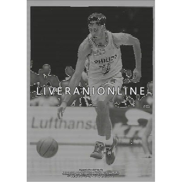 RETROSPETTIVA RICCARDO PITTIS BASKET NELLA FOTO RICARDO PITTIS CON LA MAGLIA DELLA PHILIPS MILANO AG ALDO LIVERANI SAS