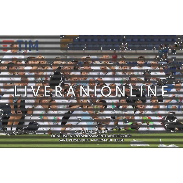 Supercoppa TIM 2017 Roma - 13.08.2017 Juventus-Lazio Nella Foto: esultanza e festeggiamenti a fine gara per la vittoria lazio - la lazio festeggia con la coppa /Ph.Vitez-Ag. Aldo Liverani