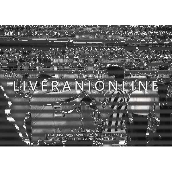 22-06-1983 TORINO- FINALE DI COPPA ITALIA JUVENTUS VERONA 3-0 NELLA FOTO I GIOCATORI DELLA JUVENTUS VINCONO LA COPPA ITALIA GAETANO SCIREA AG ALDO LIVERANI SAS