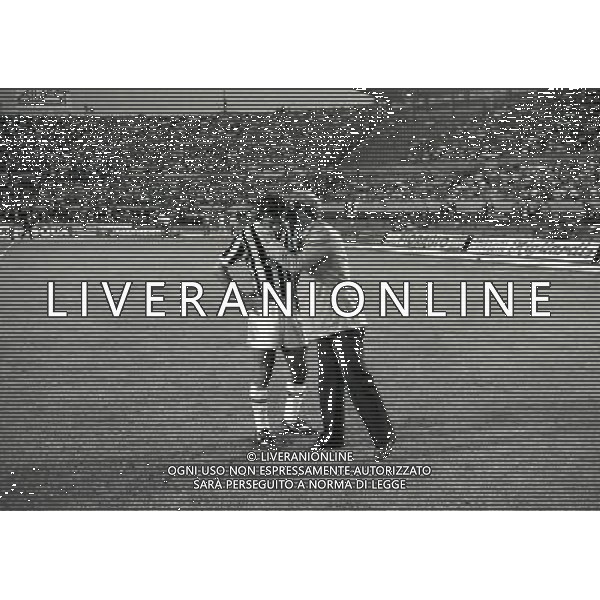 22-06-1983 TORINO- FINALE DI COPPA ITALIA JUVENTUS VERONA 3-0 NELLA FOTO GIOVANNI TRAPATTONI CON ANTONIO CABRINI AG ALDO LIVERANI SAS