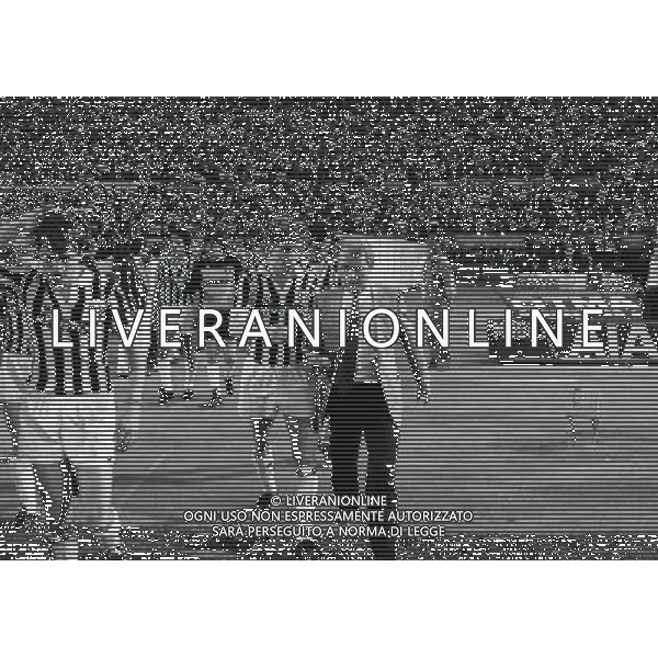 22-06-1983 TORINO- FINALE DI COPPA ITALIA JUVENTUS VERONA 3-0 NELLA FOTO ZBIGNIEW BONIEK GIOVANNI TRAPATTONI AG ALDO LIVERANI SAS