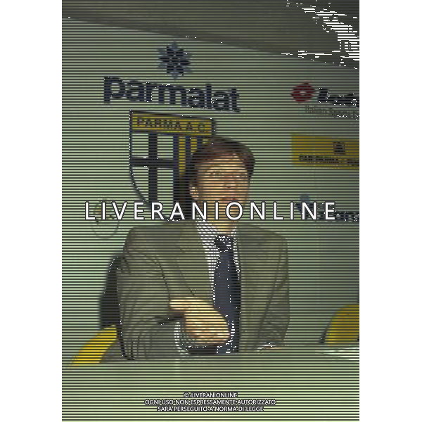 1999- PARMA PRESENTAZIONE DEL NUOVO GIOCATORE MARCIO AMOROSO NELLA FOTO STEFANO TANZI PRESIDENTE PARMA CALCIO AG ALDO LIVERANI SAS