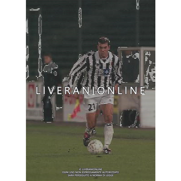 27-10-1998 TORINO-COPPA ITALIA JUVENTUS VENEZIA 1-1 NELLA FOTO ZINEDINE ZIDANE AG ALDO LIVERANI SAS