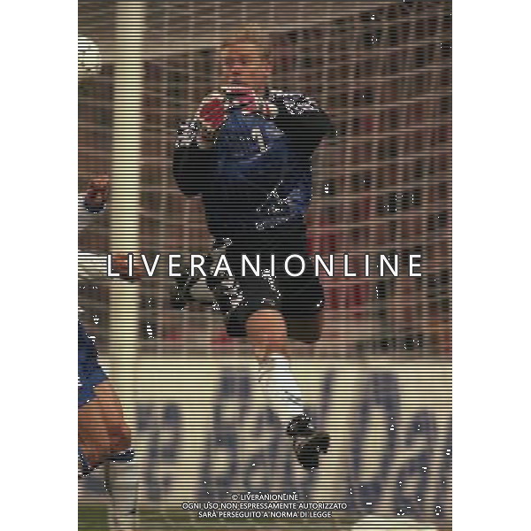 27-03-1999 COPENAGHEN-QUALIFICAZIONI EUROPEI PARKEN STADIUM DANIMARCA ITALIA 1-2 NELLA FOTO PETER SCHMEICHEL AG ALDO LIVERANI SAS 