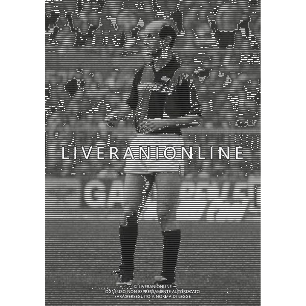 RETROSPETTIVA ADELMO PARIS CALCIATORE NELLA FOTO ADELMO PARIS CON LA MAGLIA DEL BOLOGNA AG ALDO LIVERANI SAS