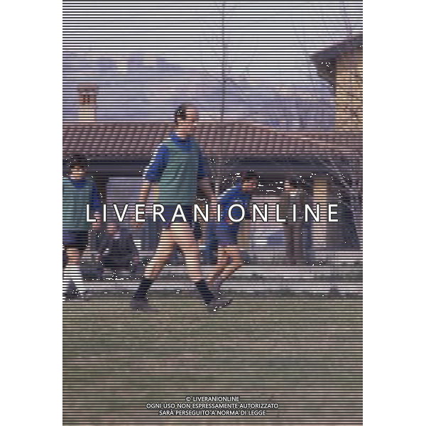 RETROSPETTIVA ADELMO PARIS CALCIATORE NELLA FOTO ADELMO PARIS CON LA MAGLIA DEL BOLOGNA AG ALDO LIVERANI SAS