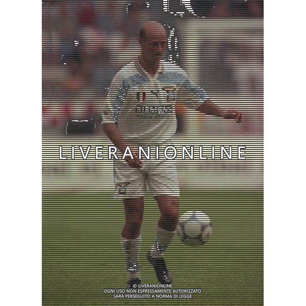 TORNEO DI AMSTERDAM 2000-2001 BARCELLONA LAZIO NELLA FOTO ATTILIO LOMBARDO AG ALDO LIVERANI SAS