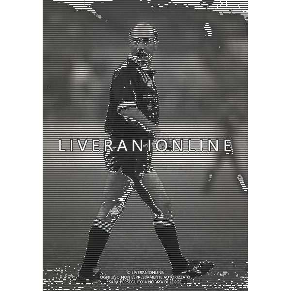 MILANO 20-03-1991 QUARTI DI FINALE DI COPPA UEFA INTER ATALANTA 2-0 NELLA FOTO ARBITRO JOSE DOS SANTOS AG ALDO LIVERANI SAS