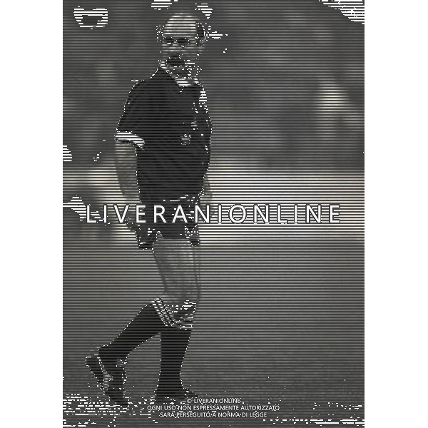 MILANO 20-03-1991 QUARTI DI FINALE DI COPPA UEFA INTER ATALANTA 2-0 NELLA FOTO ARBITRO JOSE DOS SANTOS AG ALDO LIVERANI SAS