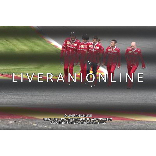 Sebastian Vettel (GER) Ferrari walks the circuit with the team. 24.08.2017. Formula 1 World Championship, Rd 12, Belgian Grand Prix, Spa Francorchamps, Belgium, Preparation Day. AG ALDO LIVERANI SAS ONLY ITALY