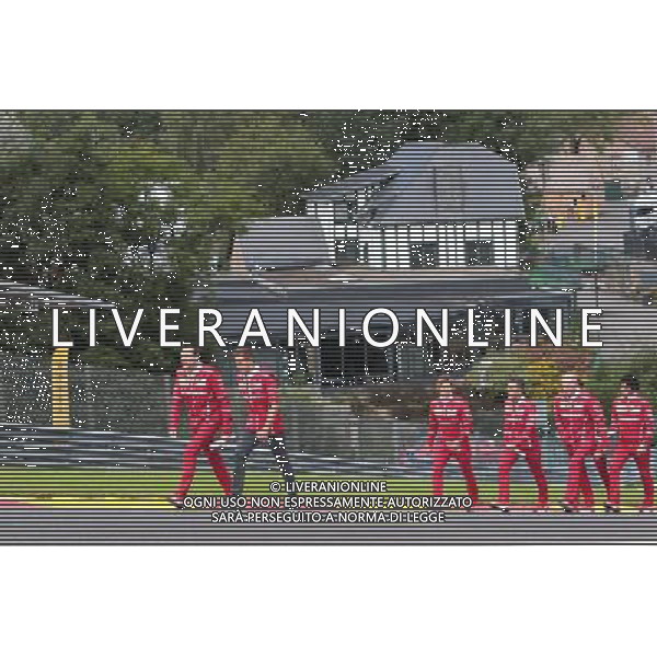 Sebastian Vettel (GER) Ferrari walks the circuit with the team. 24.08.2017. Formula 1 World Championship, Rd 12, Belgian Grand Prix, Spa Francorchamps, Belgium, Preparation Day. AG ALDO LIVERANI SAS ONLY ITALY
