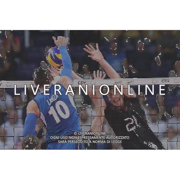 SZCZECIN, AZOTY ARENA 25.08.2017 CEV MISTRZOSTWA EUROPY W PILCE SIATKOWEJ MEZCZYZN LOTTO EUROVOLLEY POLAND 2017 NIEMCY - WLOCHY CEV MENS VOLLEYBALL EUROPEAN CHAMPIONSHIP LOTTO EUROVOLLEY POLAND 2017 NIEMCY - WLOCHY NZ FILIPPO LANZA, TOBIAS KRICK FOT. KRZYSZTOF CICHOMSKI / NEWSPIX.PL --- Newspix.pl *** Local Caption *** www.newspix.pl mail us: info@newspix.pl call us: 0048 022 23 22 222 --- Polish Picture Agency by Ringier Axel Springer Poland