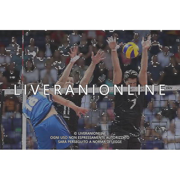 SZCZECIN, AZOTY ARENA 25.08.2017 CEV MISTRZOSTWA EUROPY W PILCE SIATKOWEJ MEZCZYZN LOTTO EUROVOLLEY POLAND 2017 NIEMCY - WLOCHY CEV MENS VOLLEYBALL EUROPEAN CHAMPIONSHIP LOTTO EUROVOLLEY POLAND 2017 NIEMCY - WLOCHY NZ OLEG ANTONOV, LUKAS IMMANUEL KAMPA, MICHAEL ANDREI FOT. KRZYSZTOF CICHOMSKI / NEWSPIX.PL --- Newspix.pl *** Local Caption *** www.newspix.pl mail us: info@newspix.pl call us: 0048 022 23 22 222 --- Polish Picture Agency by Ringier Axel Springer Poland