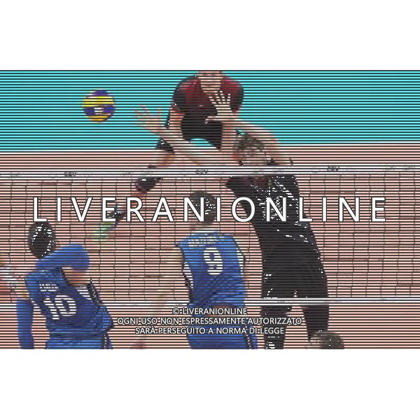 SZCZECIN, AZOTY ARENA 25.08.2017 CEV MISTRZOSTWA EUROPY W PILCE SIATKOWEJ MEZCZYZN LOTTO EUROVOLLEY POLAND 2017 NIEMCY - WLOCHY CEV MENS VOLLEYBALL EUROPEAN CHAMPIONSHIP LOTTO EUROVOLLEY POLAND 2017 NIEMCY - WLOCHY NZ DANIELE MAZZONE, TOBIAS KRICK FOT. KRZYSZTOF CICHOMSKI / NEWSPIX.PL --- Newspix.pl *** Local Caption *** www.newspix.pl mail us: info@newspix.pl call us: 0048 022 23 22 222 --- Polish Picture Agency by Ringier Axel Springer Poland