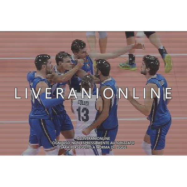 SZCZECIN, AZOTY ARENA 25.08.2017 CEV MISTRZOSTWA EUROPY W PILCE SIATKOWEJ MEZCZYZN LOTTO EUROVOLLEY POLAND 2017 NIEMCY - WLOCHY CEV MENS VOLLEYBALL EUROPEAN CHAMPIONSHIP LOTTO EUROVOLLEY POLAND 2017 NIEMCY - WLOCHY NZ REPREZENTACJA WLOCH PO ZDOBYCIU PUNKTU / TEAM OF ITALY AFTER GAINING THE POINT FOT. KRZYSZTOF CICHOMSKI / NEWSPIX.PL --- Newspix.pl *** Local Caption *** www.newspix.pl mail us: info@newspix.pl call us: 0048 022 23 22 222 --- Polish Picture Agency by Ringier Axel Springer Poland