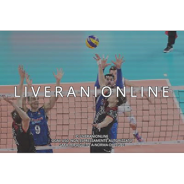 SZCZECIN, AZOTY ARENA 25.08.2017 CEV MISTRZOSTWA EUROPY W PILCE SIATKOWEJ MEZCZYZN LOTTO EUROVOLLEY POLAND 2017 NIEMCY - WLOCHY CEV MENS VOLLEYBALL EUROPEAN CHAMPIONSHIP LOTTO EUROVOLLEY POLAND 2017 NIEMCY - WLOCHY NZ TOBIAS KRICK, DANIELE MAZZONE, LUKAS IMMANUEL KAMPA, FILIPPO LANZA FOT. KRZYSZTOF CICHOMSKI / NEWSPIX.PL --- Newspix.pl *** Local Caption *** www.newspix.pl mail us: info@newspix.pl call us: 0048 022 23 22 222 --- Polish Picture Agency by Ringier Axel Springer Poland