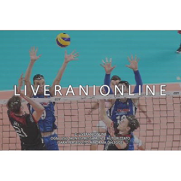 SZCZECIN, AZOTY ARENA 25.08.2017 CEV MISTRZOSTWA EUROPY W PILCE SIATKOWEJ MEZCZYZN LOTTO EUROVOLLEY POLAND 2017 NIEMCY - WLOCHY CEV MENS VOLLEYBALL EUROPEAN CHAMPIONSHIP LOTTO EUROVOLLEY POLAND 2017 NIEMCY - WLOCHY NZ TOBIAS KRICK, DANIELE MAZZONE, LUKAS IMMANUEL KAMPA, FILIPPO LANZA FOT. KRZYSZTOF CICHOMSKI / NEWSPIX.PL --- Newspix.pl *** Local Caption *** www.newspix.pl mail us: info@newspix.pl call us: 0048 022 23 22 222 --- Polish Picture Agency by Ringier Axel Springer Poland