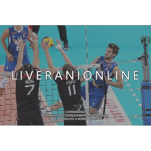 SZCZECIN, AZOTY ARENA 25.08.2017 CEV MISTRZOSTWA EUROPY W PILCE SIATKOWEJ MEZCZYZN LOTTO EUROVOLLEY POLAND 2017 NIEMCY - WLOCHY CEV MENS VOLLEYBALL EUROPEAN CHAMPIONSHIP LOTTO EUROVOLLEY POLAND 2017 NIEMCY - WLOCHY NZ MICHAEL ANDREI, LUKAS IMMANUEL KAMPA, LUCA VETTORI FOT. KRZYSZTOF CICHOMSKI / NEWSPIX.PL --- Newspix.pl *** Local Caption *** www.newspix.pl mail us: info@newspix.pl call us: 0048 022 23 22 222 --- Polish Picture Agency by Ringier Axel Springer Poland
