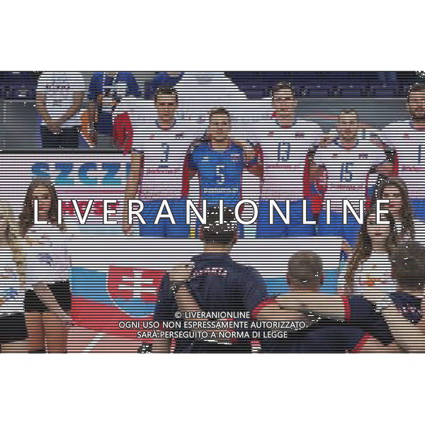 SZCZECIN, AZOTY ARENA 27.08.2017 CEV MISTRZOSTWA EUROPY W PILCE SIATKOWEJ MEZCZYZN LOTTO EUROVOLLEY POLAND 2017 SLOWACJA - WLOCHY CEV MENS VOLLEYBALL EUROPEAN CHAMPIONSHIP LOTTO EUROVOLLEY POLAND 2017 SLOWACJA - WLOCHY NZ REPREZENTACJA SLOWACJI DURING THE ANTHEM / TEAM OF SLOVAKIA DURING THE ANTHEM, EMANUEL KOHUT, MATEJ KUBS, STEFAN CHRTIANSKY JR, JURAJ ZATKO, MILAN BENCZ FOT. KRZYSZTOF CICHOMSKI / NEWSPIX.PL --- Newspix.pl AG ALDO LIVERANI SAS *** Local Caption *** www.newspix.pl mail us: info@newspix.pl call us: 0048 022 23 22 222 --- Polish Picture Agency by Ringier Axel Springer Poland
