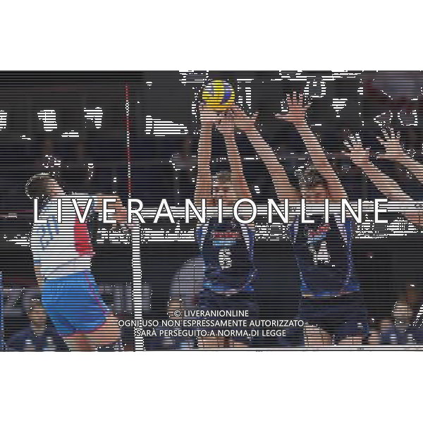 SZCZECIN, AZOTY ARENA 27.08.2017 CEV MISTRZOSTWA EUROPY W PILCE SIATKOWEJ MEZCZYZN LOTTO EUROVOLLEY POLAND 2017 SLOWACJA - WLOCHY CEV MENS VOLLEYBALL EUROPEAN CHAMPIONSHIP LOTTO EUROVOLLEY POLAND 2017 SLOWACJA - WLOCHY NZ MICHAL PETRAS, SIMONE GIANNELLI, MATTEO PIANO FOT. KRZYSZTOF CICHOMSKI / NEWSPIX.PL --- Newspix.pl AG ALDO LIVERANI SAS *** Local Caption *** www.newspix.pl mail us: info@newspix.pl call us: 0048 022 23 22 222 --- Polish Picture Agency by Ringier Axel Springer Poland