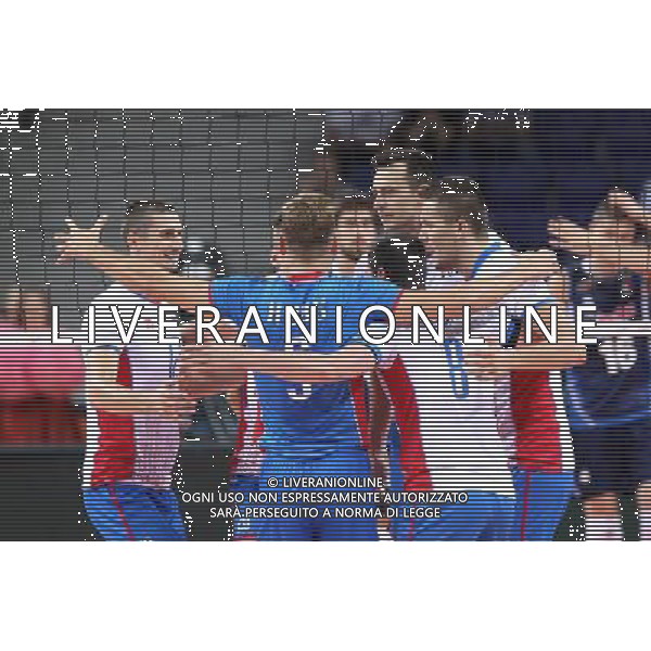 SZCZECIN, AZOTY ARENA 27.08.2017 CEV MISTRZOSTWA EUROPY W PILCE SIATKOWEJ MEZCZYZN LOTTO EUROVOLLEY POLAND 2017 SLOWACJA - WLOCHY CEV MENS VOLLEYBALL EUROPEAN CHAMPIONSHIP LOTTO EUROVOLLEY POLAND 2017 SLOWACJA - WLOCHY NZ REPREZENTACJA SLOWACJI PO ZDOBYCIU PUNKTU / TEAM OF SLOVAKIA AFTER GAINING THE POINT FOT. KRZYSZTOF CICHOMSKI / NEWSPIX.PL --- Newspix.pl AG ALDO LIVERANI SAS *** Local Caption *** www.newspix.pl mail us: info@newspix.pl call us: 0048 022 23 22 222 --- Polish Picture Agency by Ringier Axel Springer Poland