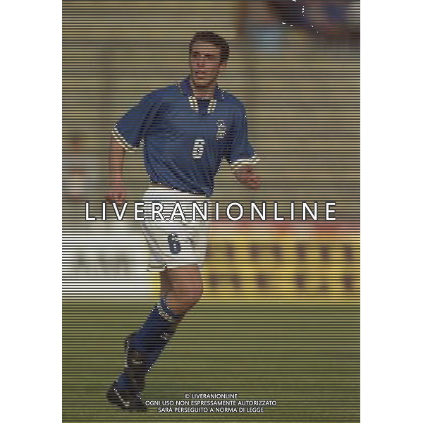 1997-1998 SASSUOLO -NAZIONALE ITALIANA UNDER 21-GALLES NELLA FOTO RAFFAELE LONGO AG ALDO LIVERANI SAS