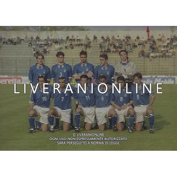 1997-1998 SASSUOLO -NAZIONALE ITALIANA UNDER 21-GALLES NELLA FOTO FORMAZIONE ITALIA UNDER 21 AD SIN IN PIEDI MASSIMO AMBROSINI-FILIPPO CRISTANTE-FAUSTO ROSSINI-RAFFAELE LONGO E MORGAN DE SANCTIS SE SIN ANDREA PIRLO-DANIELE DAINO-GIANLUCA ZAMBROTTA-MARCO ZANCHI-GENNARO GATTUSO-ALESSANDRO GRANDONI AG ALDO LIVERANI SAS