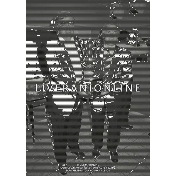 RETROSPETTIVA GIORGIO PEDRANESCHI PRESIDENTE PARMA CALCIO 1991-1992 NELLA FOTO GIORGIO PEDRANESCHI PRESIDENTE PARMA CALCIO CON NEVIO SCALA E LA COPPA ITALIA AG ALDO LIVERANI SAS