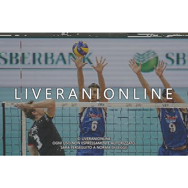 KATOWICE HALA SPODEK 31.08.2017 LOTTO EUROVOLLEY 2017 MECZ MISTRZOSTW EUROPY 2017 SIATKOWKA 1/4 FINALU BELGIA (czarne) - WLOCHY (niebieskie) NZ Simone Gianelli , Daniele Mazzone . FOT TOMASZ WANTULA / NEWSPIX.PL KATOWICE SPODEK 31.08.2017 VOLEYYBALL MEN\'S CHAMPIONSCHIP LOTTO EUROVOLLEY POLAND 2017 QUARTERFINAL BELGIUM - ITALY TOMASZ WANTULA / NEWSPIX.PL --- Newspix.pl AG ALDO LIVERANI SAS ONLY ITALY *** Local Caption *** www.newspix.pl mail us: info@newspix.pl call us: 0048 022 23 22 222 --- Polish Picture Agency by Ringier Axel Springer Poland