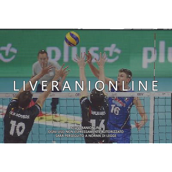 KATOWICE HALA SPODEK 31.08.2017 LOTTO EUROVOLLEY 2017 MECZ MISTRZOSTW EUROPY 2017 SIATKOWKA 1/4 FINALU BELGIA (czarne) - WLOCHY (niebieskie) NZ Oleg Antonov . FOT TOMASZ WANTULA / NEWSPIX.PL KATOWICE SPODEK 31.08.2017 VOLEYYBALL MEN\'S CHAMPIONSCHIP LOTTO EUROVOLLEY POLAND 2017 QUARTERFINAL BELGIUM - ITALY TOMASZ WANTULA / NEWSPIX.PL --- Newspix.pl AG ALDO LIVERANI SAS ONLY ITALY *** Local Caption *** www.newspix.pl mail us: info@newspix.pl call us: 0048 022 23 22 222 --- Polish Picture Agency by Ringier Axel Springer Poland