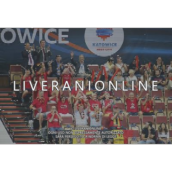 KATOWICE HALA SPODEK 31.08.2017 LOTTO EUROVOLLEY 2017 MECZ MISTRZOSTW EUROPY 2017 SIATKOWKA 1/4 FINALU BELGIA (czarne) - WLOCHY (niebieskie) NZ kibic kibice supporters Belgi . FOT TOMASZ WANTULA / NEWSPIX.PL KATOWICE SPODEK 31.08.2017 VOLEYYBALL MEN\'S CHAMPIONSCHIP LOTTO EUROVOLLEY POLAND 2017 QUARTERFINAL BELGIUM - ITALY TOMASZ WANTULA / NEWSPIX.PL --- Newspix.pl AG ALDO LIVERANI SAS ONLY ITALY *** Local Caption *** www.newspix.pl mail us: info@newspix.pl call us: 0048 022 23 22 222 --- Polish Picture Agency by Ringier Axel Springer Poland
