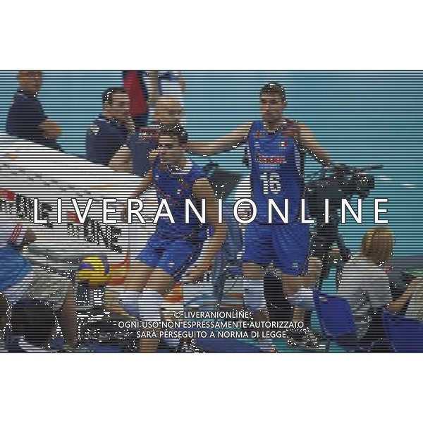 KATOWICE HALA SPODEK 31.08.2017 LOTTO EUROVOLLEY 2017 MECZ MISTRZOSTW EUROPY 2017 SIATKOWKA 1/4 FINALU BELGIA (czarne) - WLOCHY (niebieskie) NZ Simone Gianelli , Oleg Antonov . FOT TOMASZ WANTULA / NEWSPIX.PL KATOWICE SPODEK 31.08.2017 VOLEYYBALL MEN\'S CHAMPIONSCHIP LOTTO EUROVOLLEY POLAND 2017 QUARTERFINAL BELGIUM - ITALY TOMASZ WANTULA / NEWSPIX.PL --- Newspix.pl AG ALDO LIVERANI SAS ONLY ITALY *** Local Caption *** www.newspix.pl mail us: info@newspix.pl call us: 0048 022 23 22 222 --- Polish Picture Agency by Ringier Axel Springer Poland