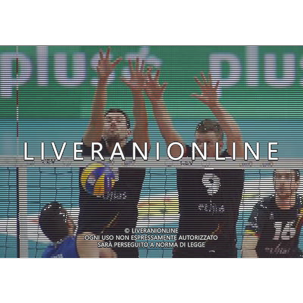KATOWICE HALA SPODEK 31.08.2017 LOTTO EUROVOLLEY 2017 MECZ MISTRZOSTW EUROPY 2017 SIATKOWKA 1/4 FINALU BELGIA (czarne) - WLOCHY (niebieskie) NZ Bram Van Den Dries , Pieter Verhees , Matthias Valkiers . FOT TOMASZ WANTULA / NEWSPIX.PL KATOWICE SPODEK 31.08.2017 VOLEYYBALL MEN\'S CHAMPIONSCHIP LOTTO EUROVOLLEY POLAND 2017 QUARTERFINAL BELGIUM - ITALY TOMASZ WANTULA / NEWSPIX.PL --- Newspix.pl AG ALDO LIVERANI SAS ONLY ITALY *** Local Caption *** www.newspix.pl mail us: info@newspix.pl call us: 0048 022 23 22 222 --- Polish Picture Agency by Ringier Axel Springer Poland