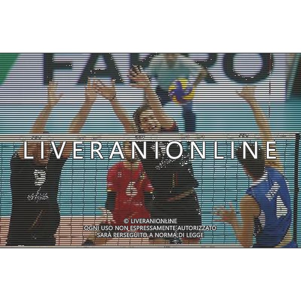KATOWICE HALA SPODEK 31.08.2017 LOTTO EUROVOLLEY 2017 MECZ MISTRZOSTW EUROPY 2017 SIATKOWKA 1/4 FINALU BELGIA (czarne) - WLOCHY (niebieskie) NZ Pieter Verhees , Tomas Rousseaux . . FOT TOMASZ WANTULA / NEWSPIX.PL KATOWICE SPODEK 31.08.2017 VOLEYYBALL MEN\'S CHAMPIONSCHIP LOTTO EUROVOLLEY POLAND 2017 QUARTERFINAL BELGIUM - ITALY TOMASZ WANTULA / NEWSPIX.PL --- Newspix.pl AG ALDO LIVERANI SAS ONLY ITALY *** Local Caption *** www.newspix.pl mail us: info@newspix.pl call us: 0048 022 23 22 222 --- Polish Picture Agency by Ringier Axel Springer Poland