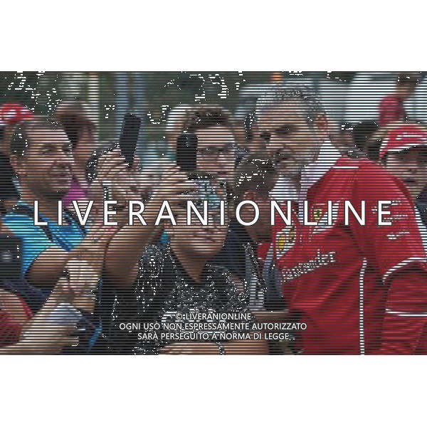 Maurizio Arrivabene (ITA) Ferrari Team Principal with fans. 01.09.2017. Formula 1 World Championship, Rd 13, Italian Grand Prix, Monza, Italy, Practice Day. AG ALDO LIVERANI SAS ONLY ITALY