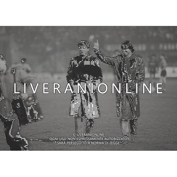 12-12-1984 MILANO- OTTAVI DI COPPA UEFA INTER AMBURGO 1-0 NELLA FOTO GIANCARLO PASINATO E WALTER ZENGA AG ALDO LIVERANI SAS