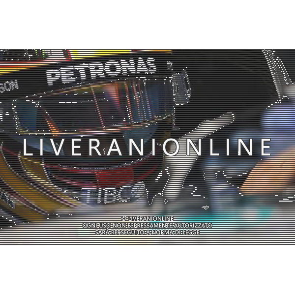 Lewis Hamilton (GBR) Mercedes AMG F1 W08. / AGENZIA ALDO LIVERANI SAS - ITALY ONLY EDITORIAL USE ONLY - 02.09.2017. Formula 1 World Championship, Rd 13, Italian Grand Prix, Monza, Italy, Qualifying Day - Prove ufficiali qualifiche