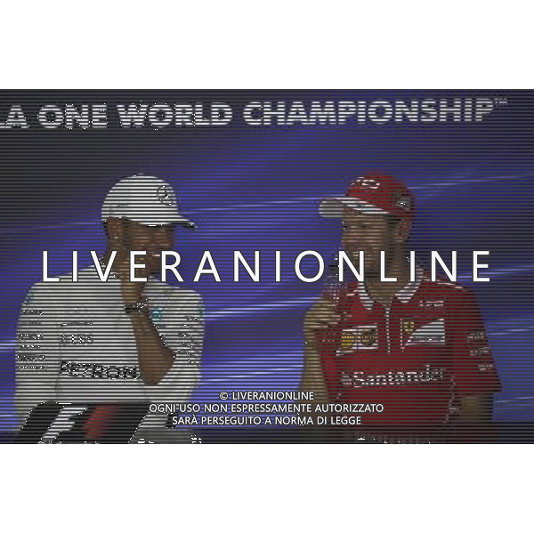 Lewis Hamilton (GBR) Mercedes AMG F1 and Sebastian Vettel (GER) Ferrari. 03.09.2017. Formula 1 World Championship, Rd 13, Italian Grand Prix, Monza, Italy, Race Da AG ALDO LIVERANI SAS ONLY ITALY