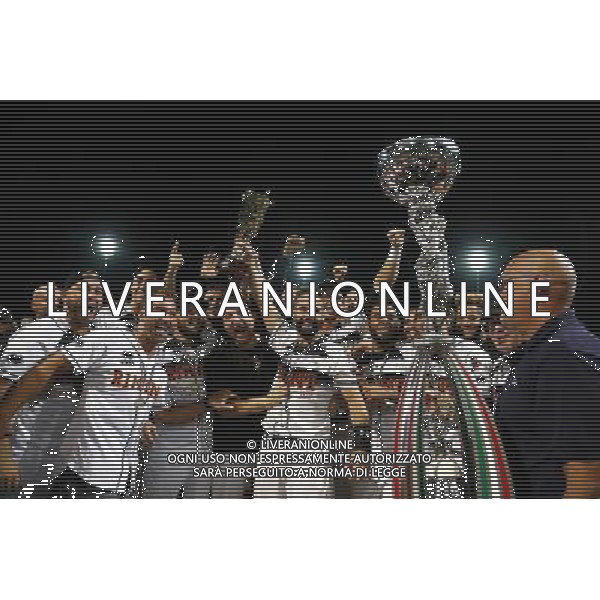 Baseball Italian League gara 3 Pirati Rimini vs T\'A San Marino 05/09/2017 nella foto: esultanza finale del Rimini per la vittoria dello scudetto Â©Claudio Zamagni/Agenzia Aldo Liverani / AGENZIA ALDO LIVERANI SAS