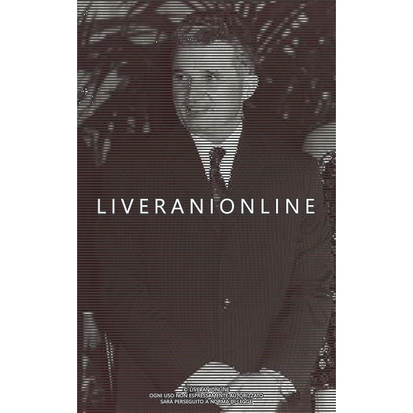 RETROSPETTIVA Nicolae CeauÈ™escu Ã¨ stato un politico rumeno. Segretario generale del Partito Comunista Romeno dal 1965, Ã¨ stato l\'ultimo Presidente della Repubblica Socialista di Romania come Presidente del Consiglio AG ALDO LIVERANI SAS