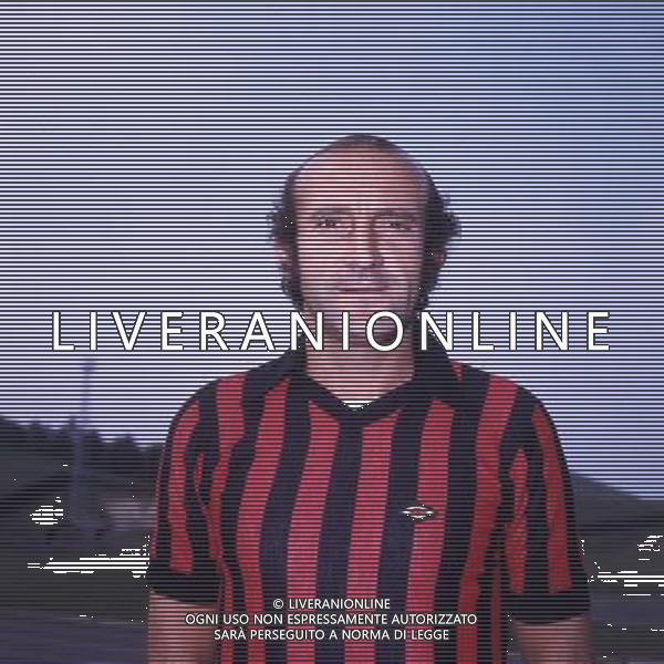 RETROSPETTIVA GIOVANNI LODETTI CALCIATORE NELLA FOTO GIOVANNI LODETTI CON LA MAGLIA DEL FOGGIA AG ALDO LIVERANI SAS
