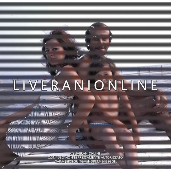 RETROSPETTIVA GIOVANNI LODETTI CALCIATORE NELLA FOTO GIOVANNI LODETTI CON LA FAMIGLIA AG ALDO LIVERANI SAS