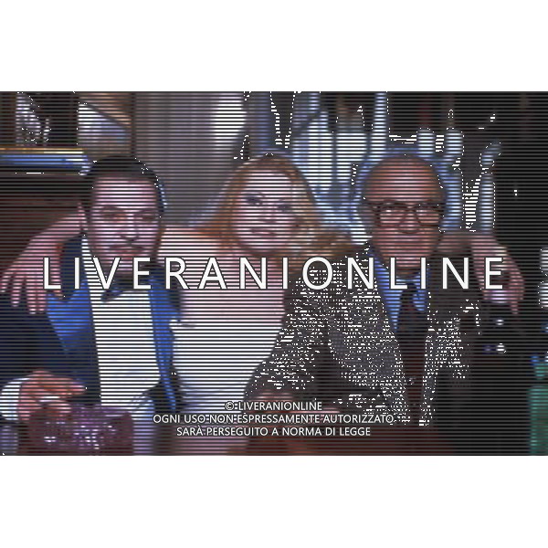 Federico Fellini regista, sceneggiatore, scrittore e fumettista italiano - Retrospettiva nella foto durante le riprese del film \' Intervista \' del 1987 con Anita Ekberg e Marcello Mastroianni © Archivio / AGENZIA ALDO LIVERANI SAS 