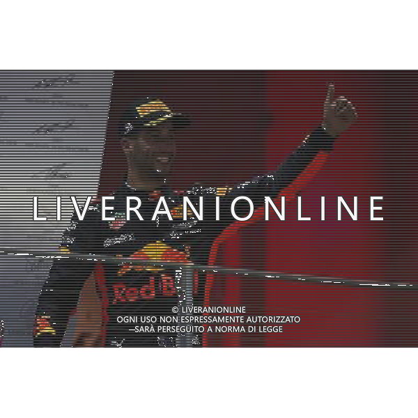 2nd place Daniel Ricciardo (AUS) Red Bull Racing RB13. 17.09.2017. Formula 1 World Championship, Rd 14, Singapore Grand Prix, Marina Bay Street Circuit, Singapore, Race Day. AG ALDO LIVERANI SAS ONLY ITALY