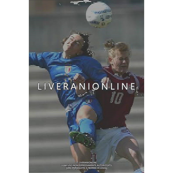 Genova 13/04/2005 Amichevole Italia-Danimarca femminile nella foto: Pasqui foto Filippo Venezia / AG.Aldo Liverani 