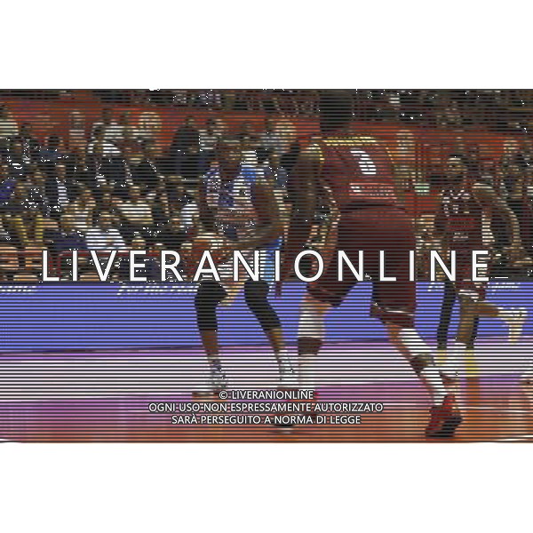 Prozis Supercoppa 23/09/2017 Umana Reyer Venezia - Banco di Sardegna Sassari nella foto: Shawn Jones Â©Claudio Zamagni/Agenzia Aldo Liverani Shawn Jones during Italian Basketball Prozis supercup 2017 - Umana Reyer Venezia vs Banco di Sardegna Sassari at Unieuro Arena ForlÃ¬, on september 23, 2017 photo credit by Claudio Zamagni/Aldo Liverani Photo Agency/ AGENZIA ALDO LIVERANI SAS - Umana Reyer Venezia - Banco di Sardegna Sassari Basket Prozis Supercoppa Forli\' 23/09/2017 