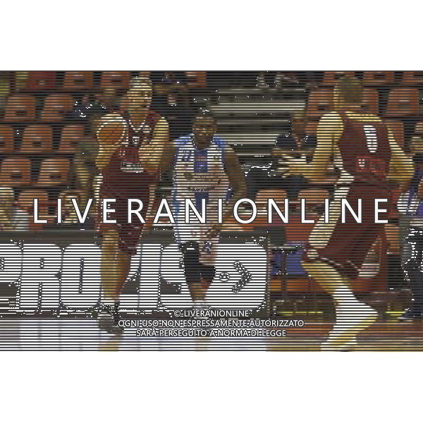 Prozis Supercoppa 23/09/2017 Umana Reyer Venezia - Banco di Sardegna Sassari nella foto: Ress Tomas Â©Claudio Zamagni/Agenzia Aldo Liverani Ress Tomas during Italian Basketball Prozis supercup 2017 - Umana Reyer Venezia vs Banco di Sardegna Sassari at Unieuro Arena ForlÃ¬, on september 23, 2017 photo credit by Claudio Zamagni/Aldo Liverani Photo Agency/ AGENZIA ALDO LIVERANI SAS - Umana Reyer Venezia - Banco di Sardegna Sassari Basket Prozis Supercoppa Forli\' 23/09/2017 