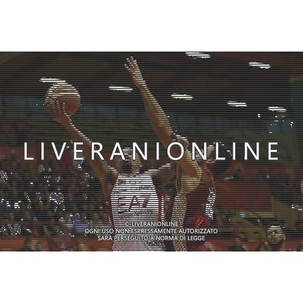 Prosiz Supercoppa 24/09/2017 EA7 Emporio Armani - Umana Reyer Venezia nella foto: Theodore Jordan Â©Claudio Zamagni/Agenzia Aldo Liverani Theodore Jordan during Italian Basketball Prosiz supercup 2017 - EA7 Emporio Armani Milano vs Umana Reyer Venezia at Unieuro Arena ForlÃ¬, on september 24, 2017 photo credit by Claudio Zamagni/Aldo Liverani Photo Agency / AGENZIA ALDO LIVERANI SAS - EA7 Emporio Armani - Umana Reyer Venezia Basket finale Prosiz Supercoppa Forli\' 24 settembre 2017 